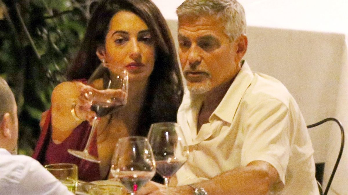 Jak koupil Clooney vinařství a proč Hollywood zvyšuje ceny francouzského rosé